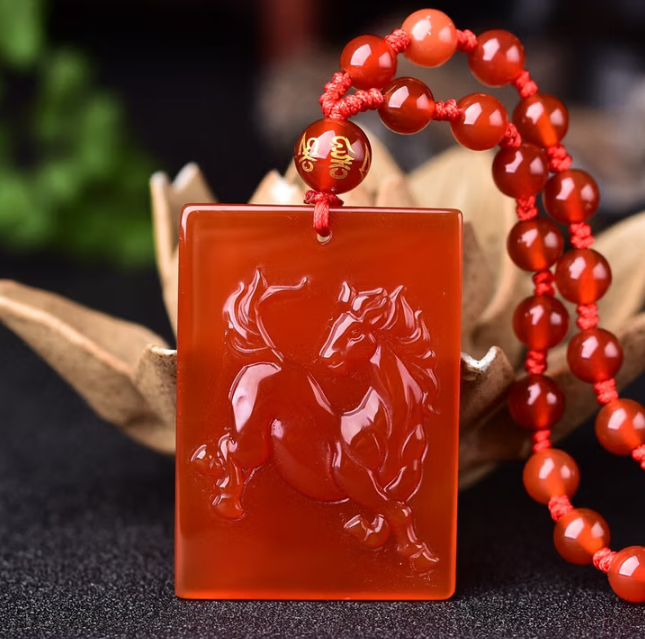 十二生肖本命年吊坠红玛瑙红玉髓吊坠